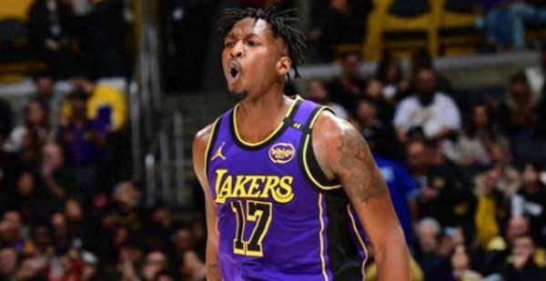 Đếm ngược để rời khỏi đội! Lakers Starter từ chối thực hiện các tùy chọn người chơi và Pelinka có th