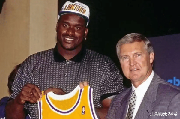 O Neal gia nhập Lakers vào năm 1996 cho đến khi anh giành được Cup năm 2000. Anh ấy đã thua ai trước